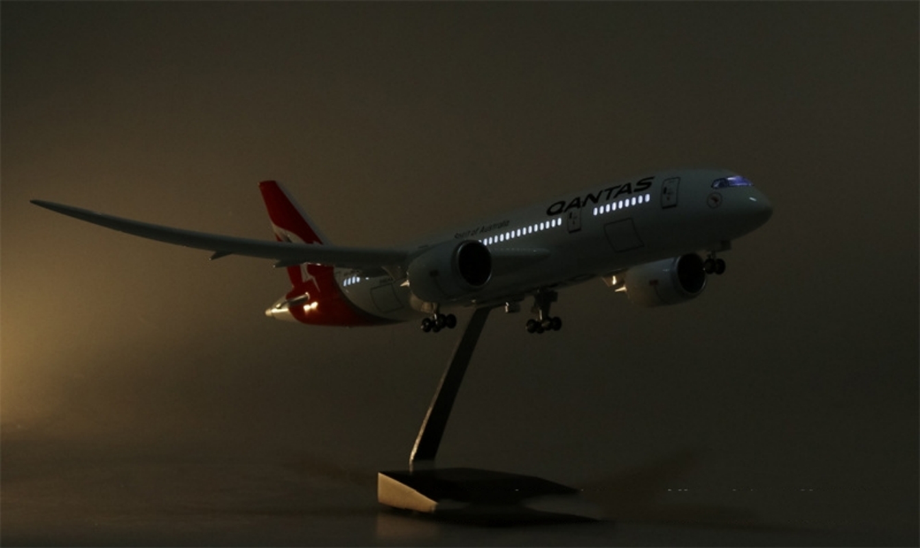 1/130 Scale B787 Aircraft Mode - огляд і ціна Decor Lighting Australia