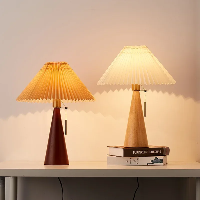 Retro Pleated Table Lamp Nordi - огляд і ціна Home Lighting And Decor