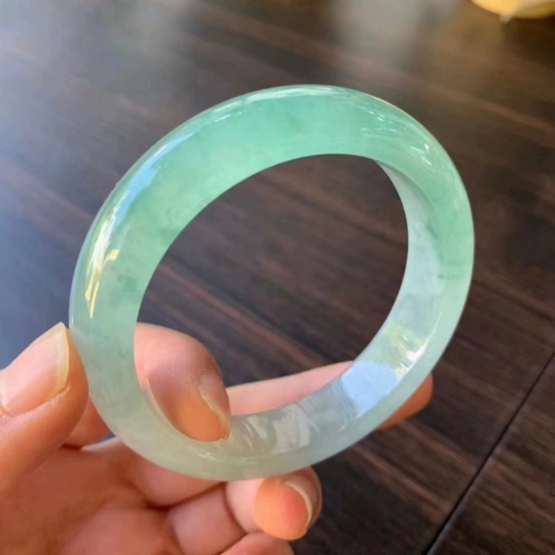 Light ice jade for girls, Burm - огляд і ціна Lighting & Home Decor Studio Photos