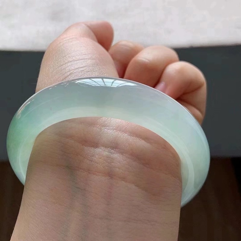 Light ice jade for girls, Burm - огляд і ціна Lighting & Home Decor Studio Photos